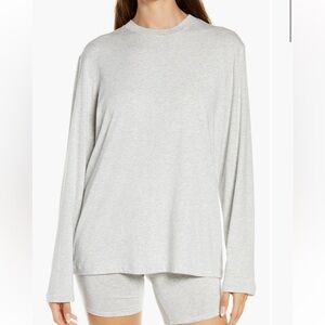 Skims Grey Boyfriend Long Sleeve Tee